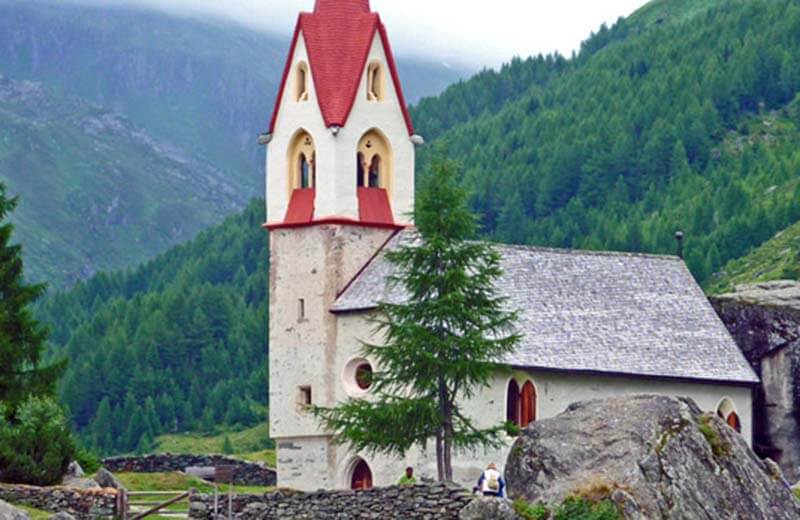 Heilig Geist Kirche in Prettau