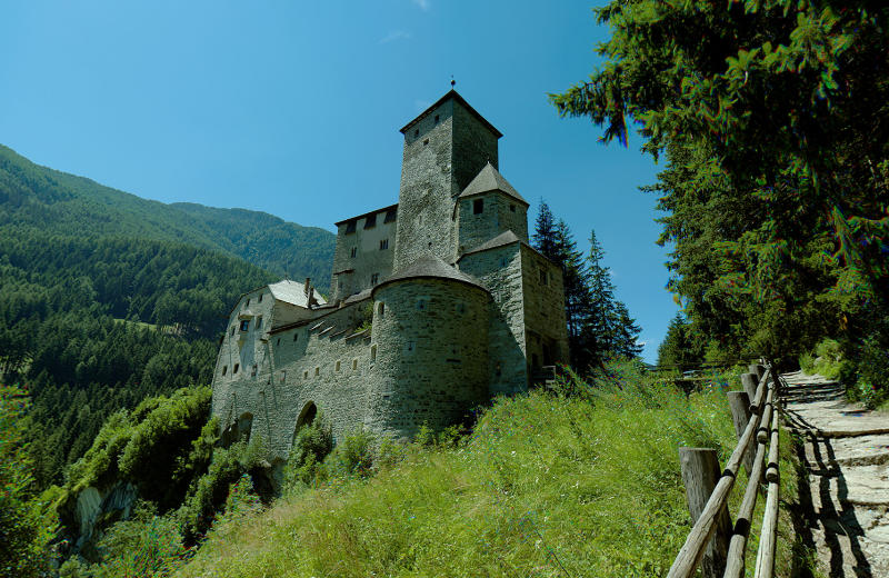 Panorama von der Burg Taufers