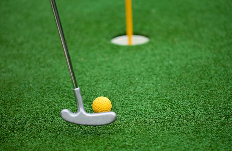 Minigolf und Boccia