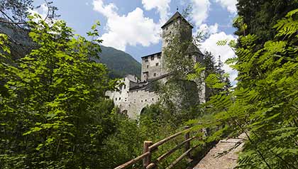 Blick Schloss Taufers