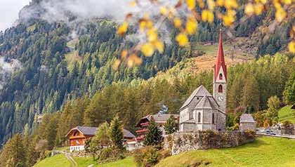 Sand in Taufers Kirche